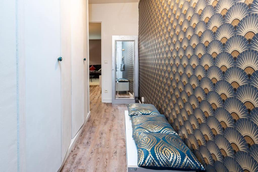 Duplex Cosy Et Contemporain Avec Parking Prive Apartment อาเมียงส์ ภายนอก รูปภาพ